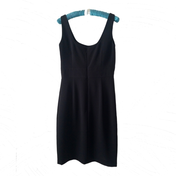 London Style LBD - Picture 2 of 5